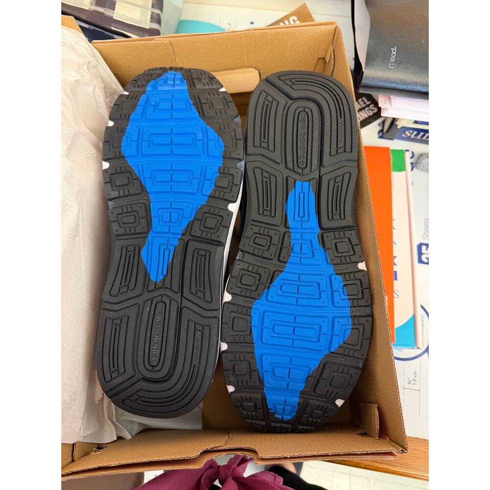 New Balance Men 1540v3 Running Sneaker Tennis Shoes Grey White Blue New 11 Wide - Picture 3 of 6